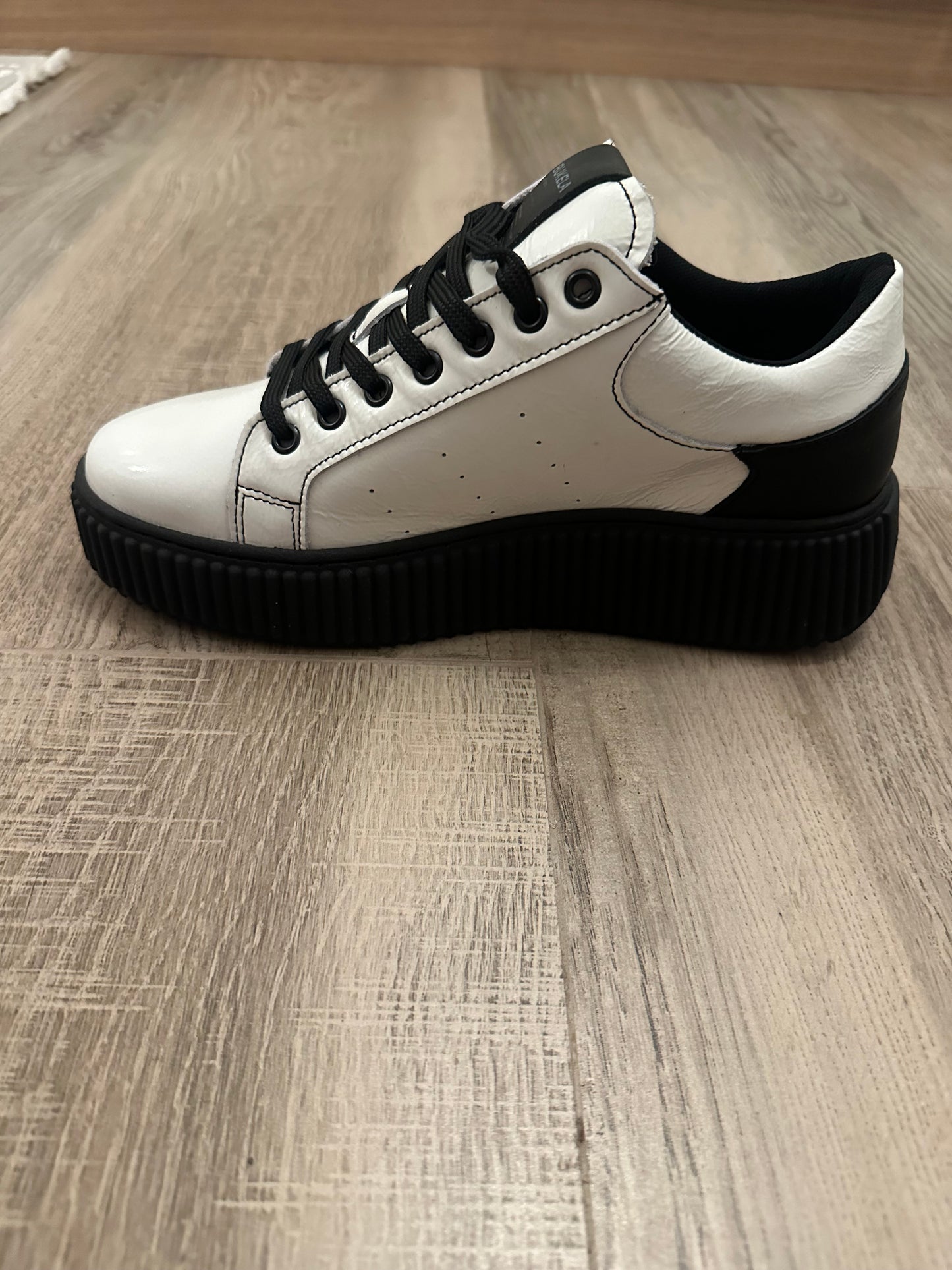 Court Sneaker Off White