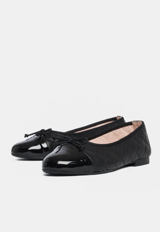 Mery Black