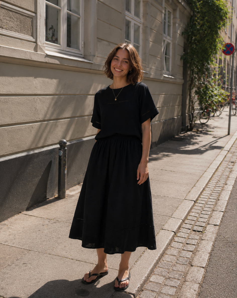 Lone Skirt - Black