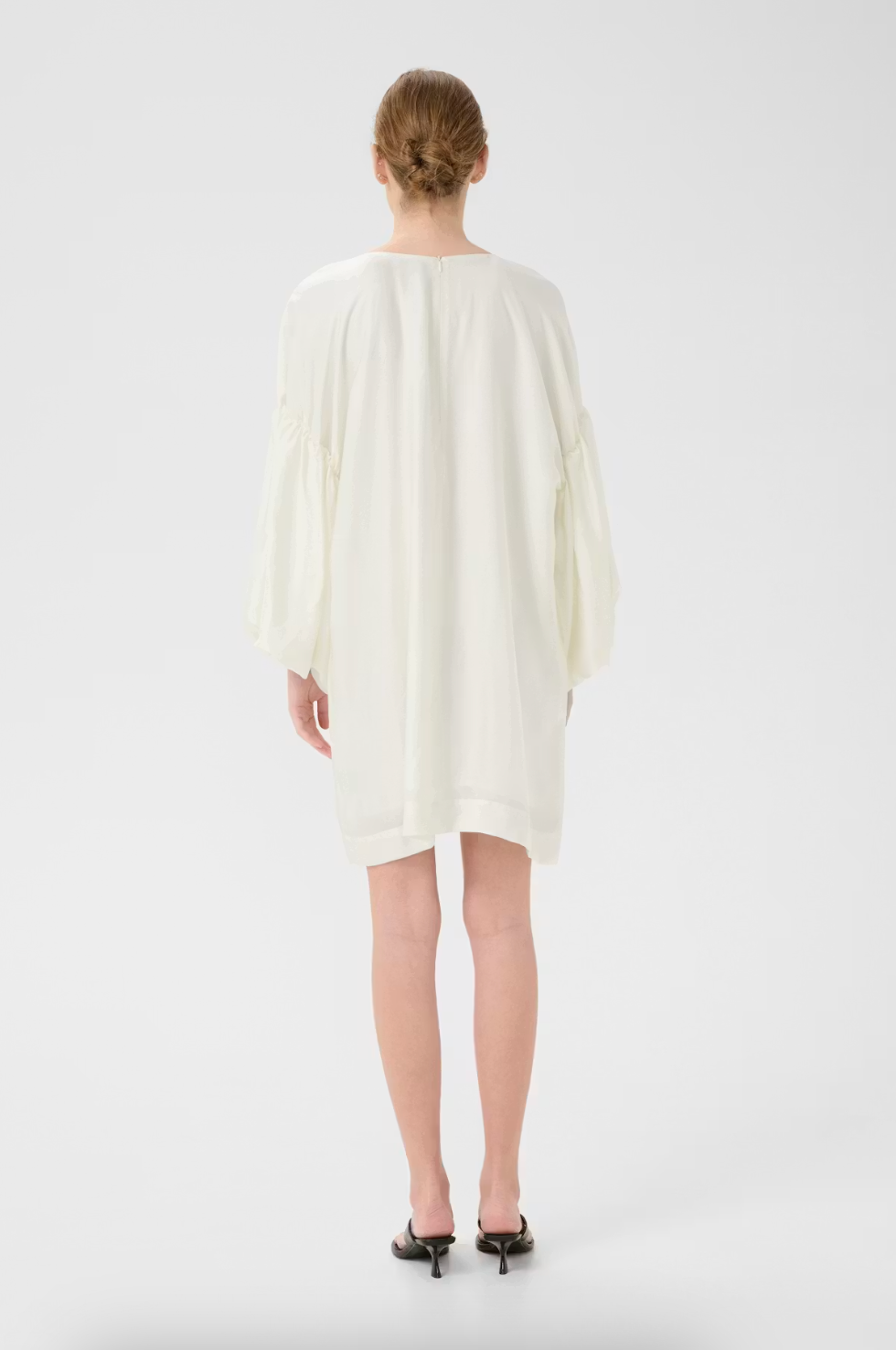 GZMalloon Dress White nga Gestuz