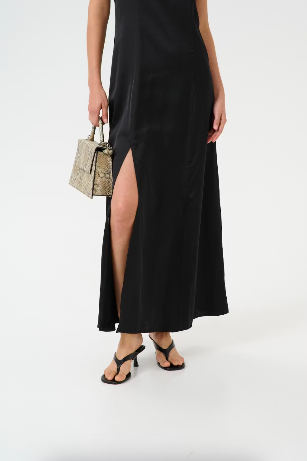 PeloGZ Dress Black nga Gestuz
