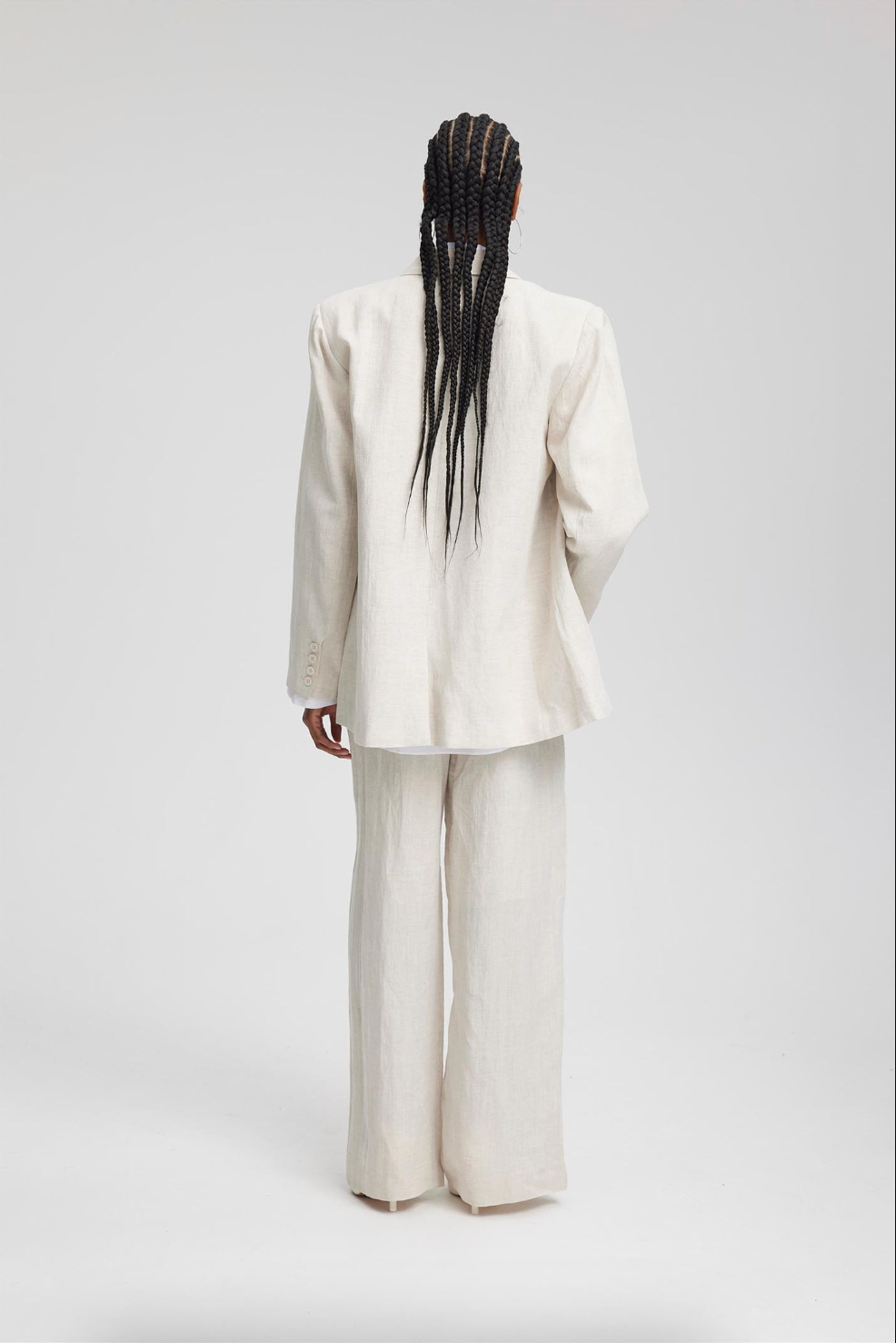 LizaGZ Linen Blazer nga Gestuz