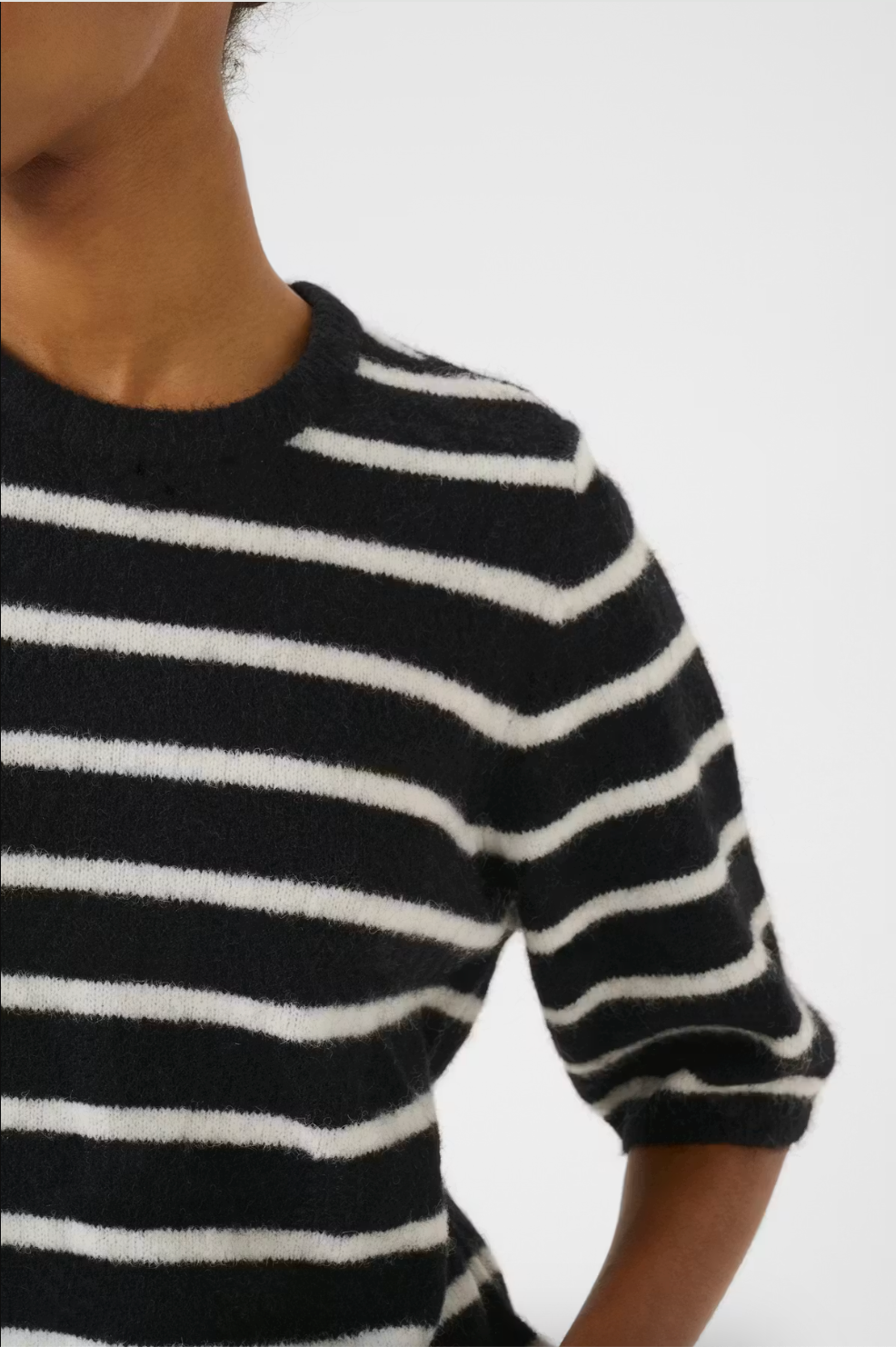 GZAlpha Pullover Black Ivory Striped nga Gestuz