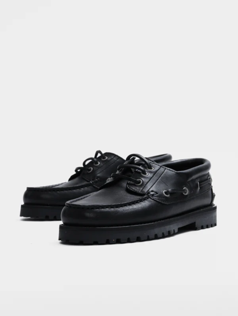 Taylor leather Black nga Bukela